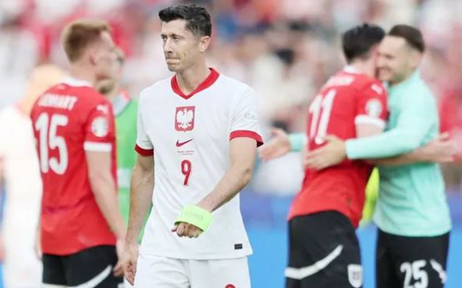 Lý do Lewandowski rút lui khỏi đội tuyển Ba Lan
