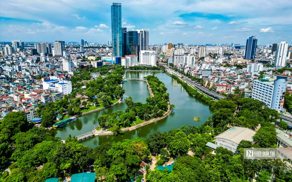Ngắm những "lá phổi xanh" giữa lòng Hà Nội