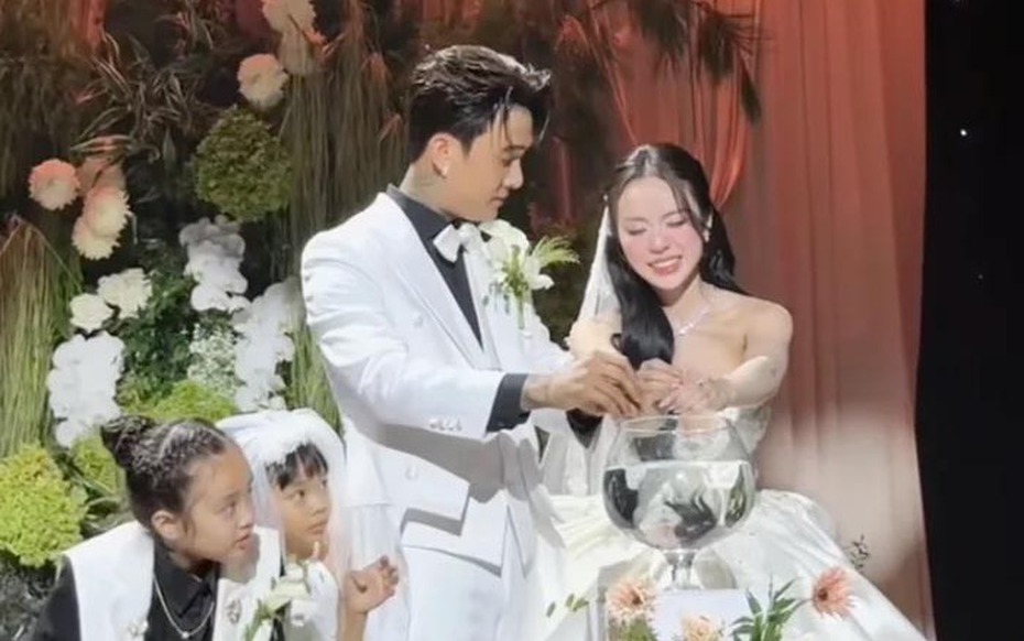 Nghi lễ độc lạ của Đạt G và Cindy Lư tại đám cưới