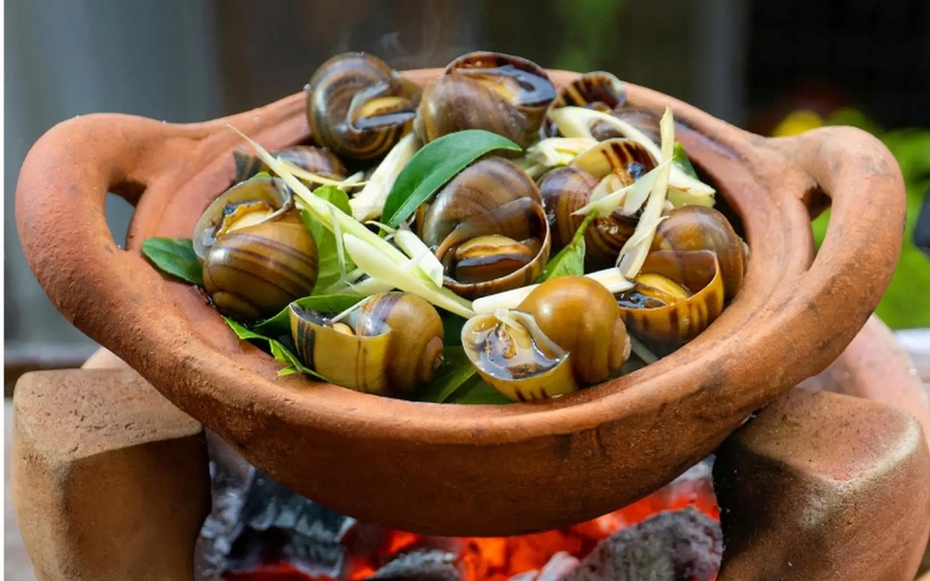 Luộc ốc phải nhớ ngay những điều này, ốc vừa sạch lại ngon giòn "chuẩn" vị nhà hàng
