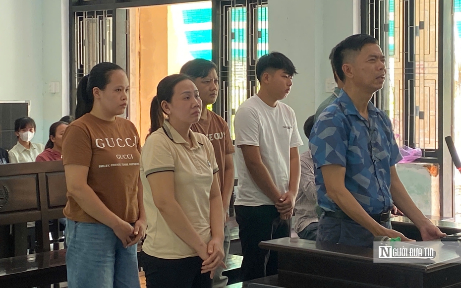 Sản xuất kính ô tô giả, 6 bị cáo ở Huế lĩnh án