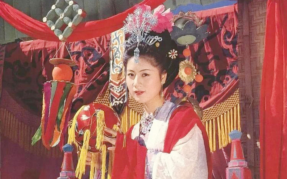Tây Du Ký 1986: Nữ diễn viên quan trọng nhất đoàn phim, xuất hiện chớp nhoáng nhưng đãi ngộ là số 1