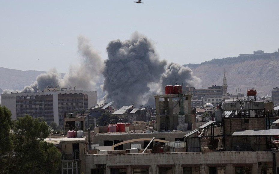 Israel không kích Damascus, cam kết bảo vệ người Druze