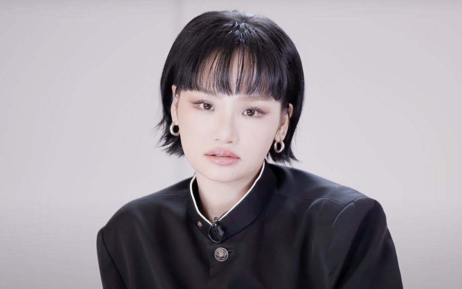 "Em xinh" Miu Lê lại bị "tóm dính" tình tứ với trai trẻ kém 5 tuổi