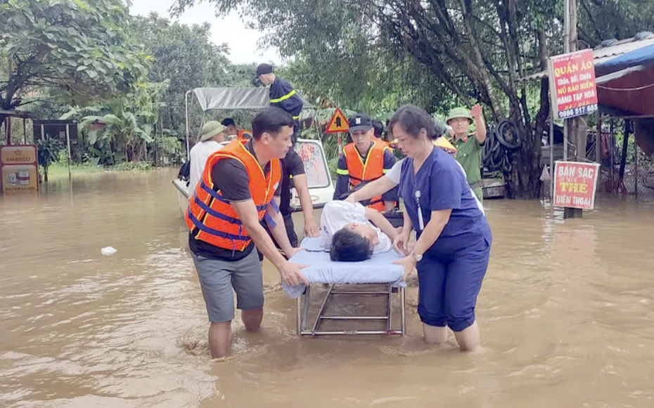 Chuyên gia chỉ mặt những dịch bệnh “ẩn mình” trong mùa mưa bão