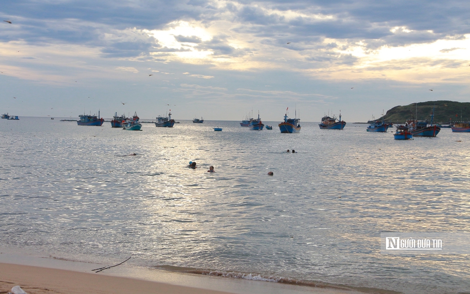 Làng chài ở Đắk Lắk giữa những ngày biển động