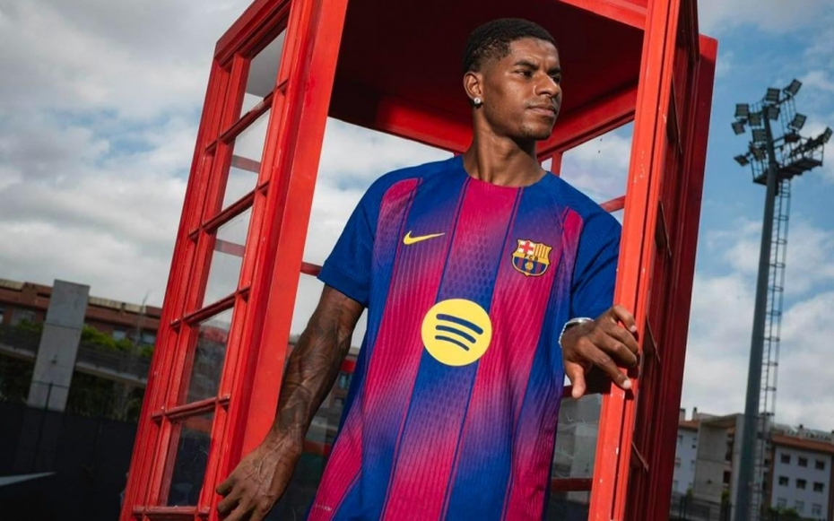 Trận ra mắt của Rashford trong màu áo Barcelona bị hủy