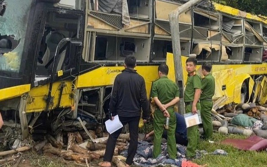 Ủy ban ATGT Quốc gia đề nghị sớm điều tra, làm rõ nguyên nhân vụ tai nạn lật xe ở Hà Tĩnh