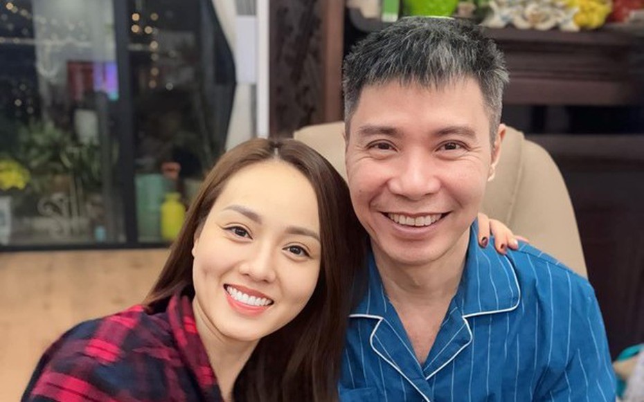 Bà xã NSND Công Lý lên tiếng về thông tin có bầu