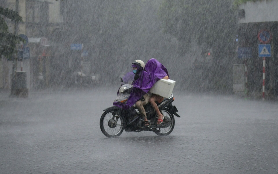 Miền Bắc lại sắp đón 2 đợt mưa to sầm sập