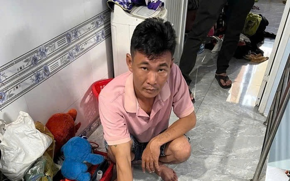 Khởi tố công nhân cạy tủ “khoắng” tiền, vàng trong công ty
