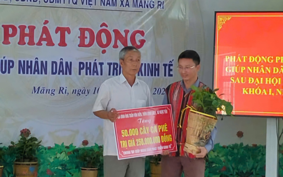 Quảng Ngãi: Hơn 1,8 tỷ đồng ủng hộ khôi phục sâm Ngọc Linh và cà phê ở Măng Ri