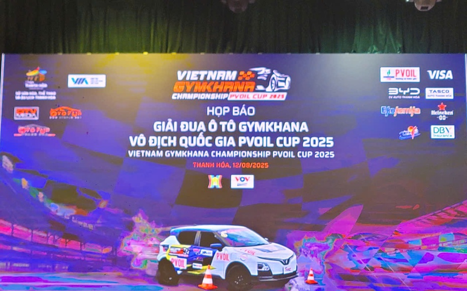30 tay đua hàng đầu Việt Nam tranh tài ở giải đua ô tô Gymkhana vô địch quốc gia 2025