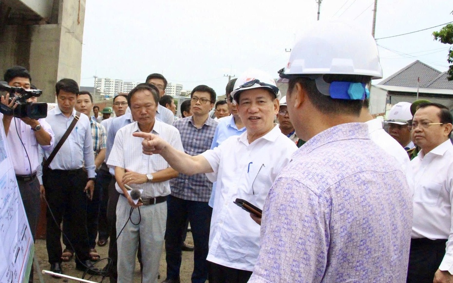 "Nút thắt" lớn được gỡ, 35 mũi thi công chạy nước rút trên cao tốc Biên Hòa - Vũng Tàu
