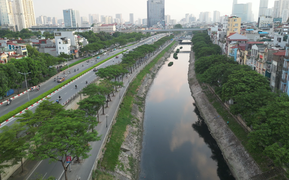 Hà Nội: Dòng sông "chết” vẫn ngổn ngang trước hạn chót đề ra
