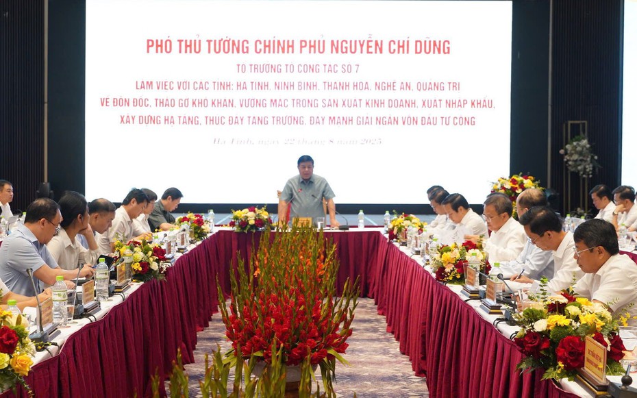 Phó Thủ tướng Nguyễn Chí Dũng làm việc với 5 tỉnh nhằm thúc đẩy tăng trưởng