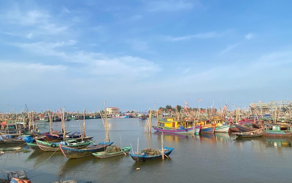 Ninh Bình cấm tàu thuyền ra khơi từ 7h ngày 24/8 ứng phó bão số 5