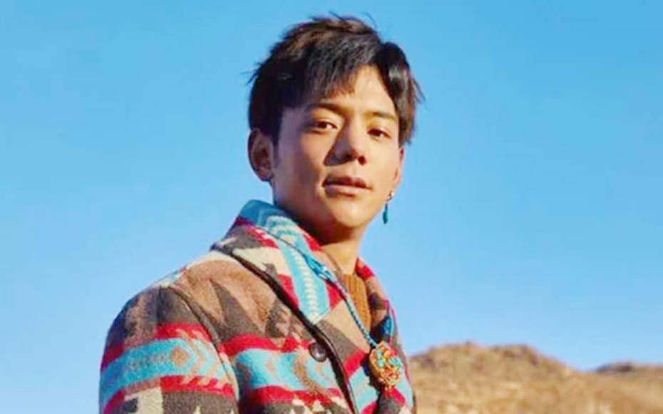 "Hot boy chăn bò" triệu view nổi tiếng bất ngờ sau một đêm, cuộc sống hiện tại ra sao?