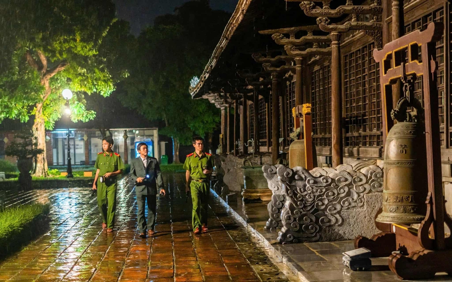 Sau sự cố ngai vàng bị xâm hại, Huế làm gì để bảo vệ các báu vật quốc gia?
