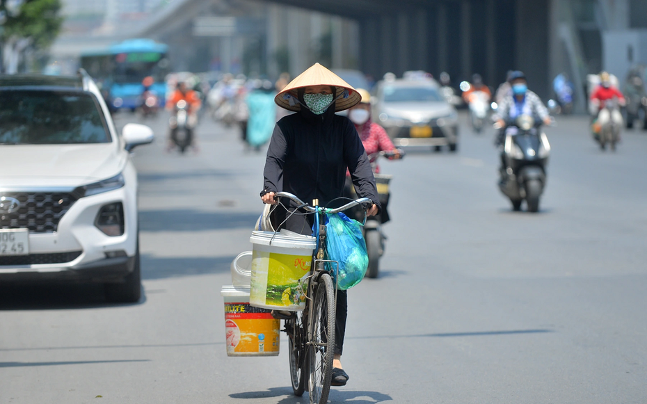Dự báo thời tiết ngày 4/8: Miền Bắc nắng nóng như "đổ lửa", tâm điểm nơi này