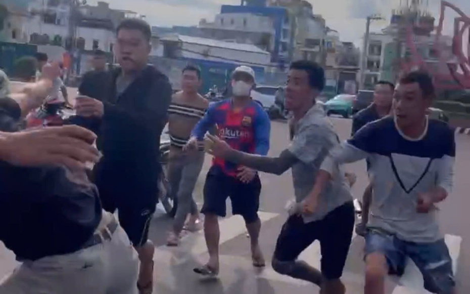 Gia Lai: Xác minh vụ việc nhóm thanh niên đánh nhau khi cho khách vào gửi xe ở Lễ hội tinh hoa đại ngàn