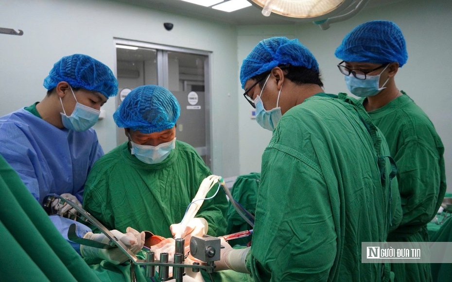 Lần đầu tiên thực hiện cắt gan bằng dao mổ siêu âm CUSA tại Bệnh viện Đa khoa TƯ Cần Thơ