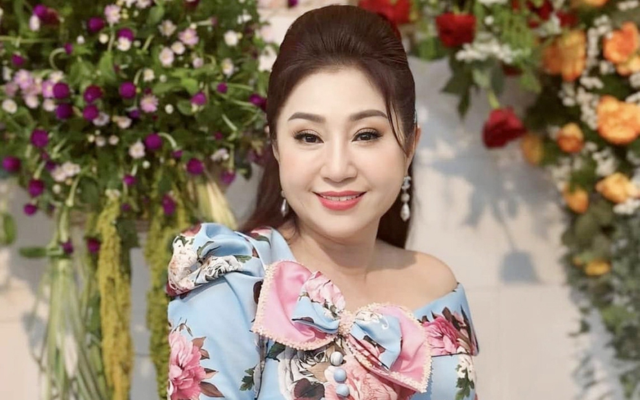 Nữ NSƯT được gọi là "thần đồng cải lương" từng kiếm được cả cây vàng/đêm, U60 vẫn lẻ bóng