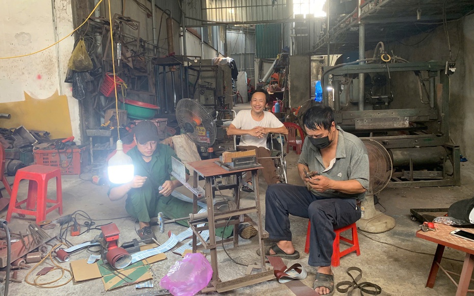Vượt lên nỗi đau da cam, người đàn ông trở thành ông chủ, giúp đỡ người cùng cảnh