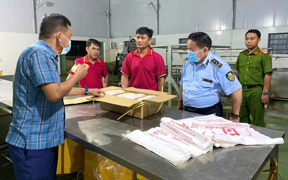 Phát hiện hàng nghìn con lợn đông lạnh không rõ nguồn gốc