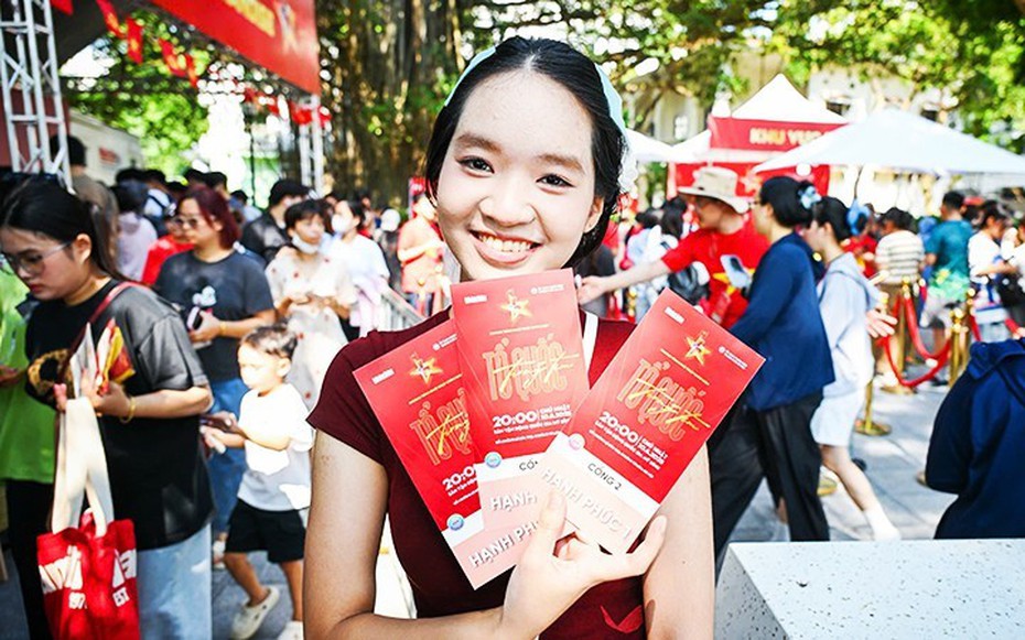 Concert chào mừng 80 năm Quốc khánh: Tự hào, rạng rỡ tinh thần Việt trong các đại nhạc hội