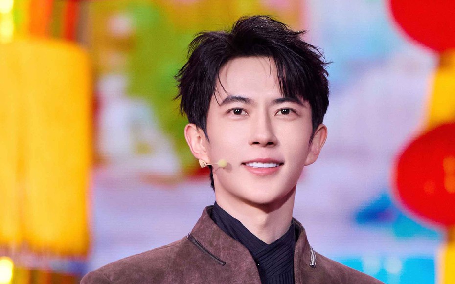 Rúng động showbiz xứ tỷ dân: Mỹ nam cổ trang hàng đầu vừa tử vong vì ngã lầu