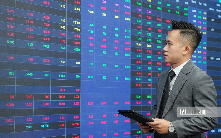 Thị trường chứng khoán châu Á dẫn sóng, VN-Index tích lũy trước ngưỡng kháng cự
