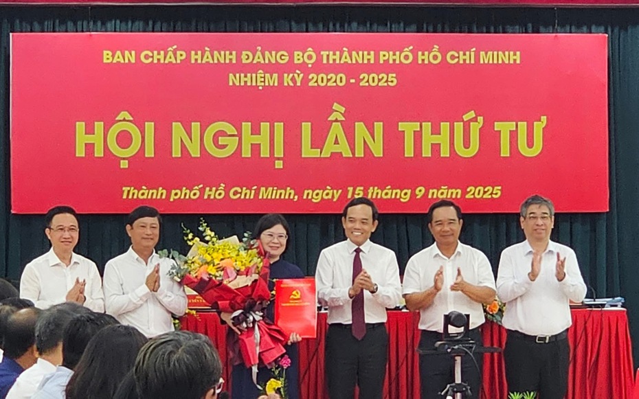 Bà Văn Thị Bạch Tuyết giữ chức Phó Bí thư Thành uỷ Tp.HCM