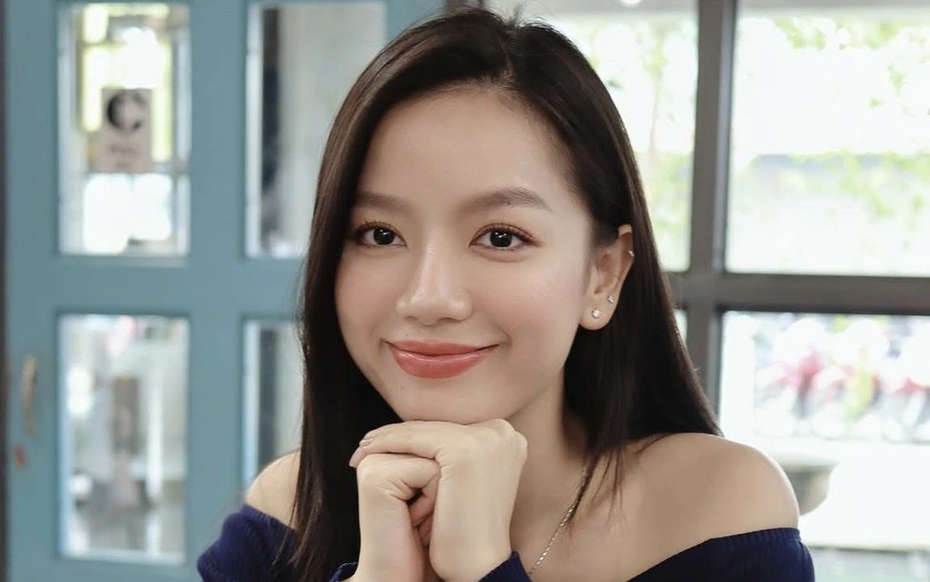 "Ngọc nữ mới của Vbiz": Nhan sắc đời thường tựa nàng thơ