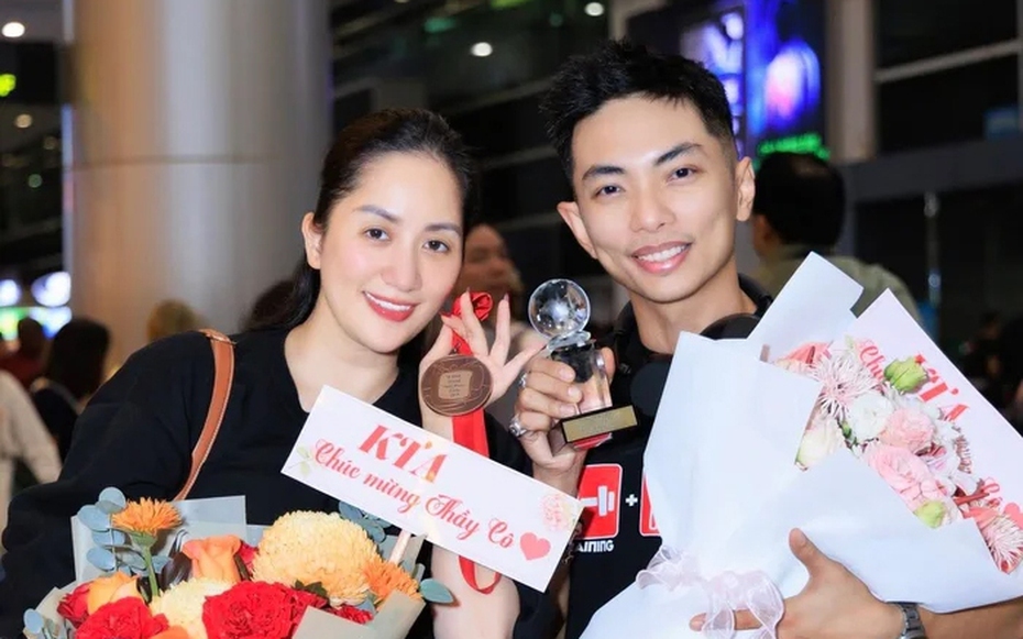 Những giọt nước mắt hạnh phúc của Khánh Thi sau khi Phan Hiển đoạt thành tích mới