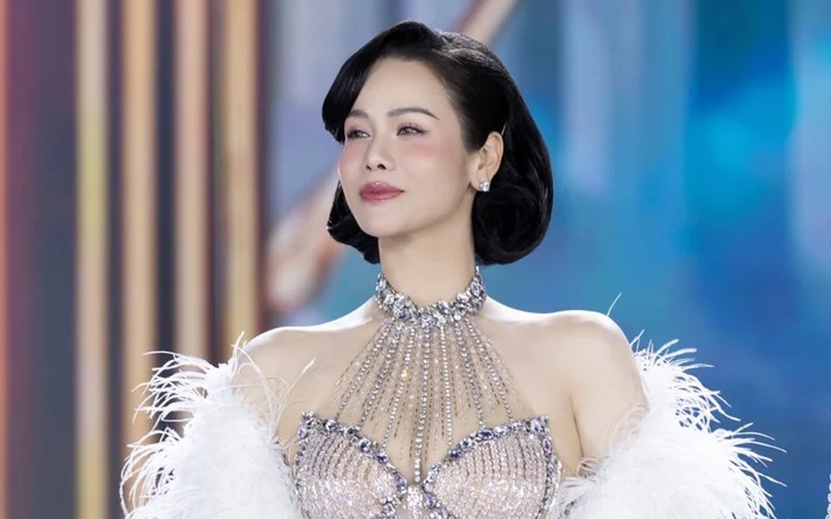 Ca sĩ Nhật Kim Anh ra mặt bênh vực tình mới của chồng cũ