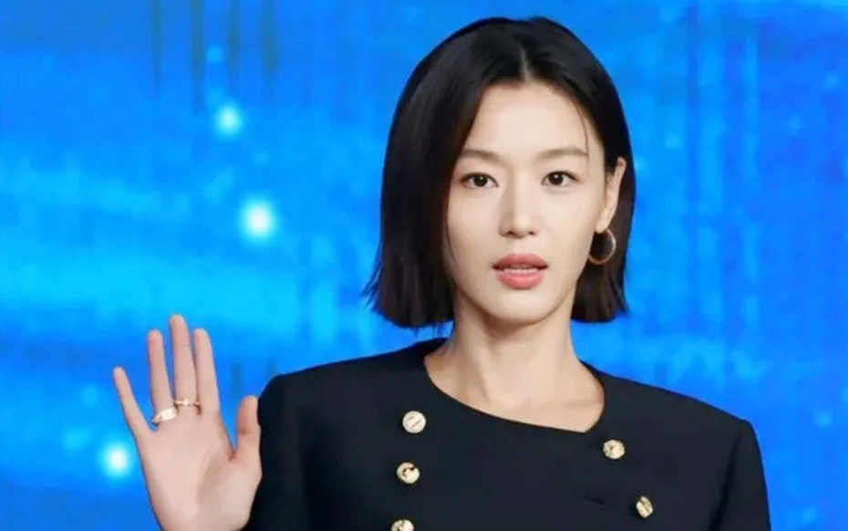 "Mợ chảnh" đình đám của show biz: Mất trắng 854 tỷ đồng sau 1 đêm