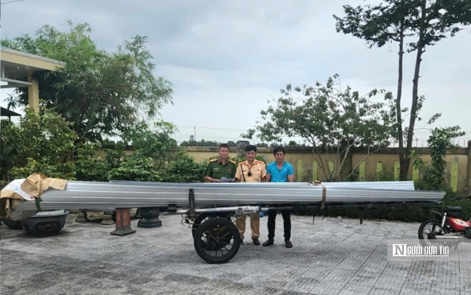 Công an Tp.Huế ra quân xử lý xe ba gác, xe kéo đẩy gây mất an toàn giao thông