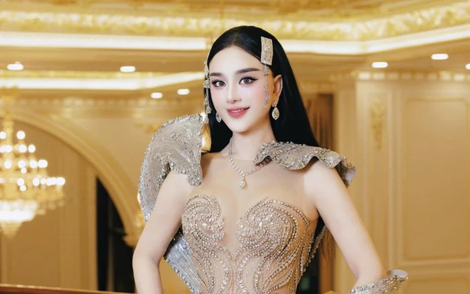 Nhan sắc Lâm Khánh Chi sau 10 ngày tiếp tục can thiệp "dao kéo"