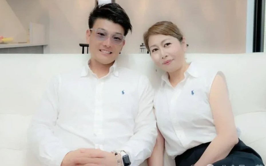 Chàng trai 33 tuổi yêu mẹ bạn cùng lớp, chi hẳn 6 tỷ mua quà "độc lạ" và cái kết bất ngờ