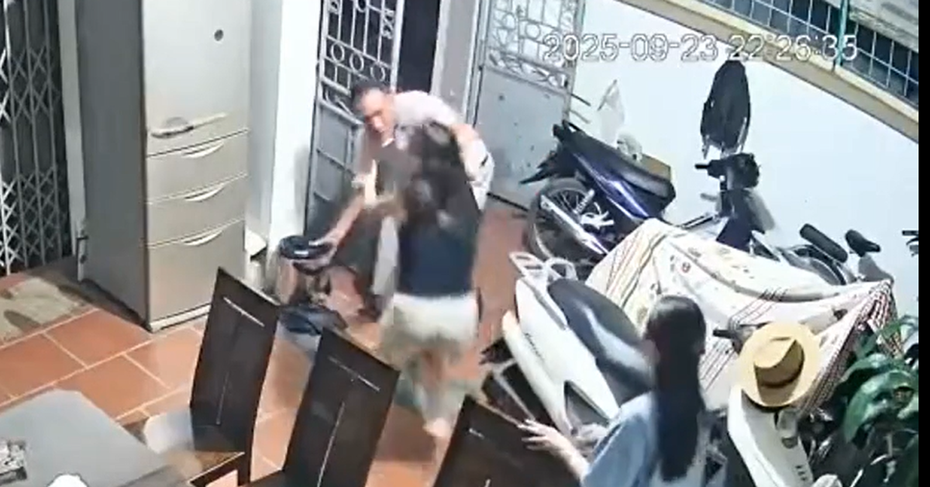 Điều tra vụ người đàn ông hành hung vợ hàng xóm giữa đêm