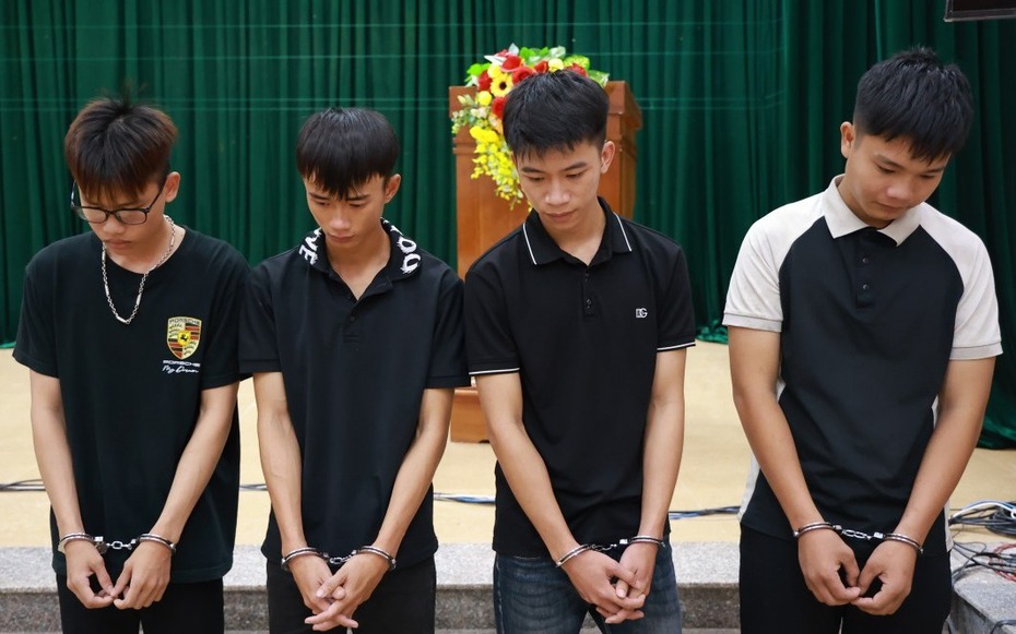 Khởi tố nhóm thanh niên đánh người do tranh cãi về việc kết nối nhạc