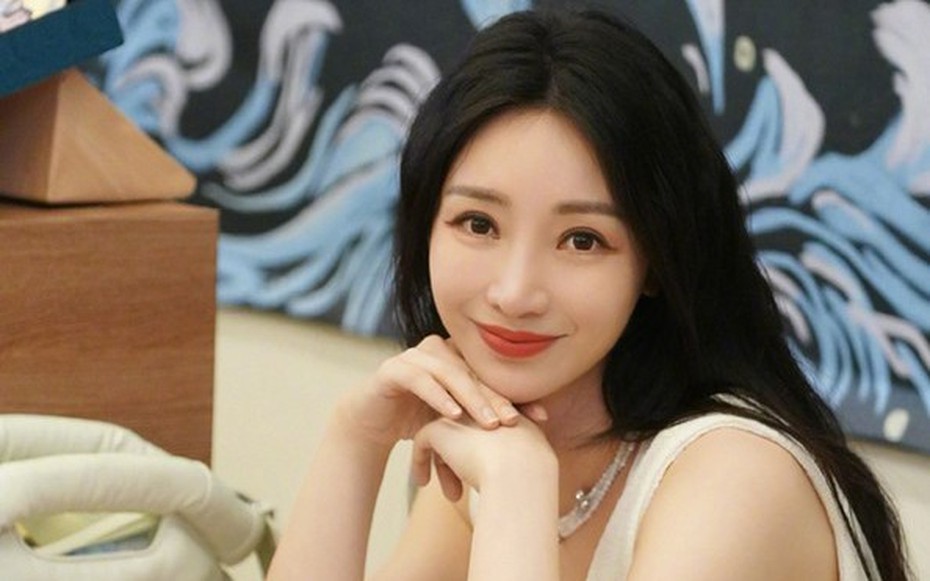 "Người đẹp body bốc lửa nhất showbiz", tuổi 45 khao khát có gia đình riêng