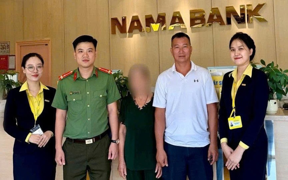 Cụ bà 73 tuổi thoát bẫy lừa đảo 400 triệu đồng