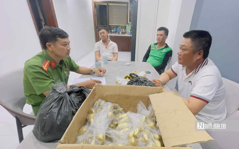 Tóm gọn 4 đối tượng lừa người dân lấy "cổ vật" đổi nhẫn nghìn đô