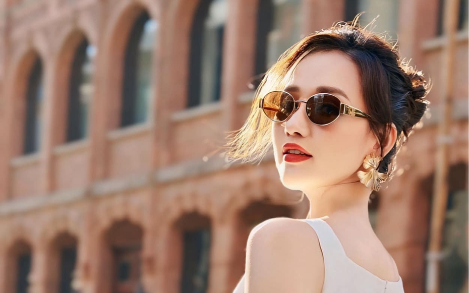 Nữ diễn viên xinh đẹp, giàu có: Sở hữu biệt thự bề thế ở Hà Nội, tuổi 40 hạnh phúc bên chồng