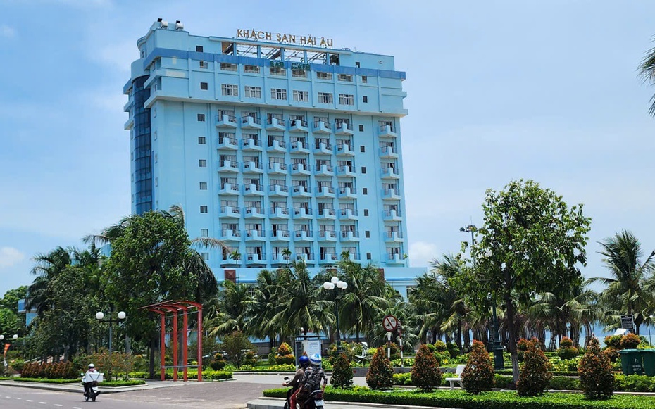 Hai phương án di dời khách sạn nổi tiếng ở biển Gia Lai