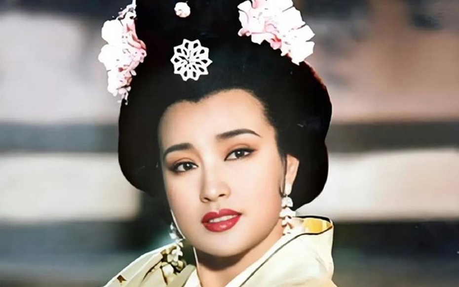 Minh tinh Lưu Hiểu Khánh tái diễn vai Võ Tắc Thiên lần thứ 5 ở tuổi 76