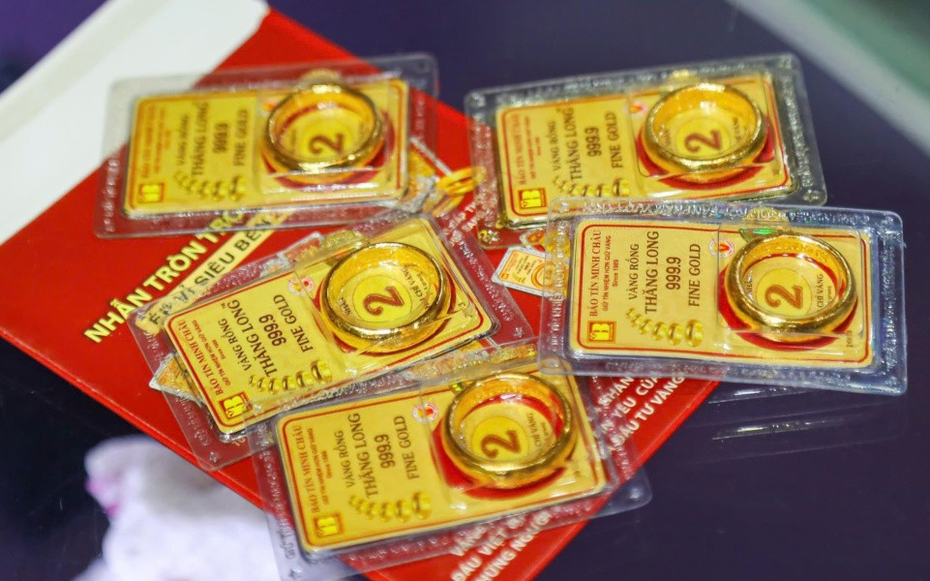 Giá vàng hôm nay 12/1: Giá vàng miếng chạm mốc 162 triệu đồng/lượng