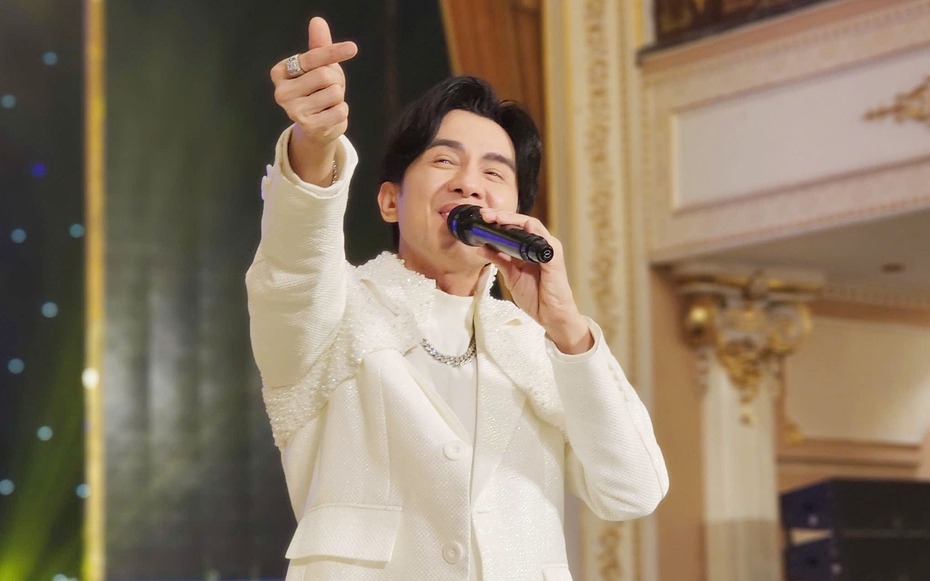 Nam ca sĩ nổi tiếng showbiz lần đầu trải lòng chuyện lỡ duyên